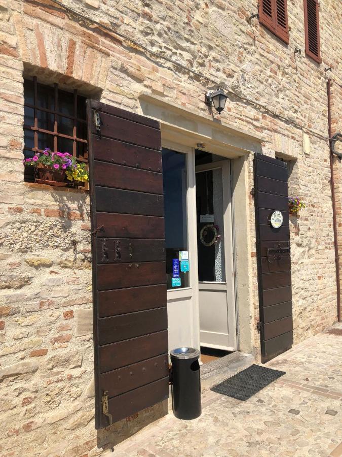 Castello - Solo Pernotto Hotel Cupra Marittima Exterior photo